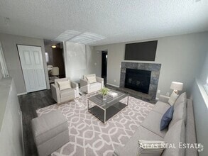 Building Photo - 4477 E Pikes Peak Ave