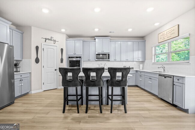 Foto del edificio - 361 Traditions Ln