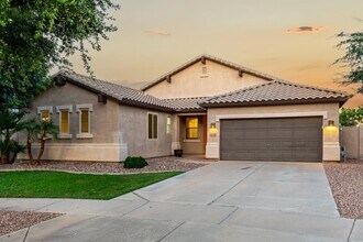 Building Photo - 4326 E Cloudburst Ct