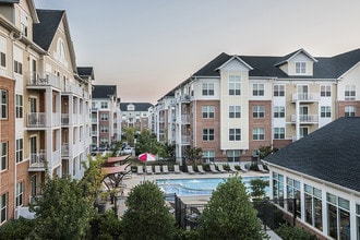 Building Photo - Duvall Westside