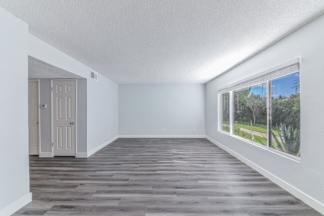 Building Photo - 1600 Mabury St