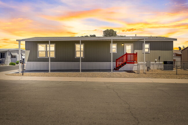 Building Photo - 2627 S Lamb Blvd