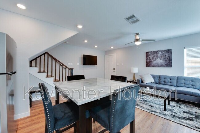 Foto del edificio - 7954 Sayers St