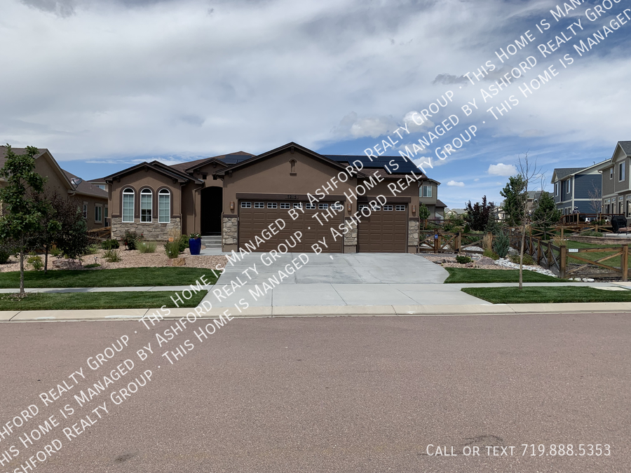 Primary Photo - 7215 Rim Bluff Ln