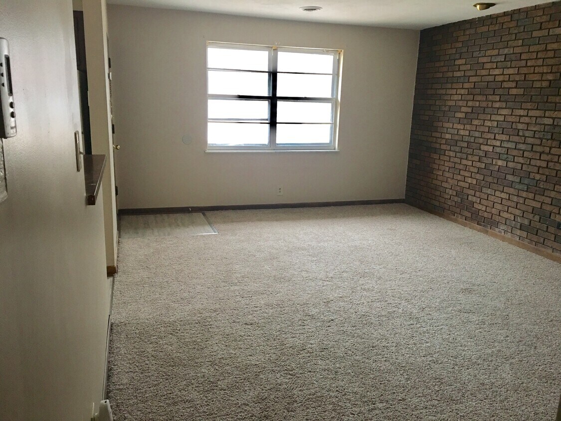 12 birch dr, Belleville, IL 62223 Townhome Rentals in Belleville IL