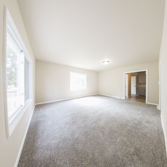 Foto del edificio - 3 Bedroom 2 Bath Home Conrad Iowa