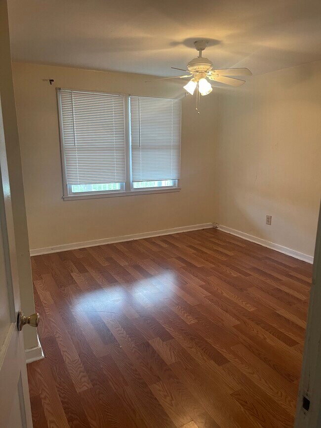 Foto del edificio - 2134 Robin St