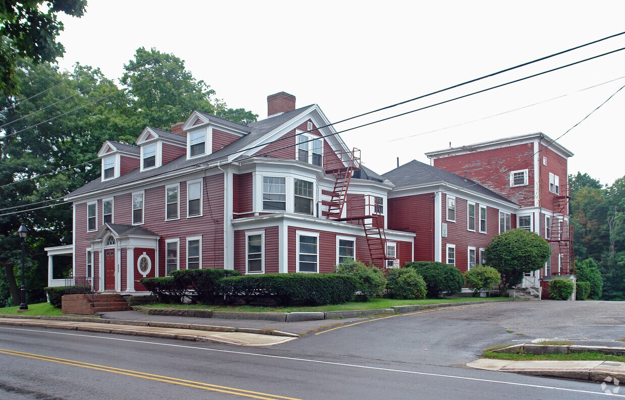 19 Main St, Durham, NH 03824 Apartments in Durham, NH