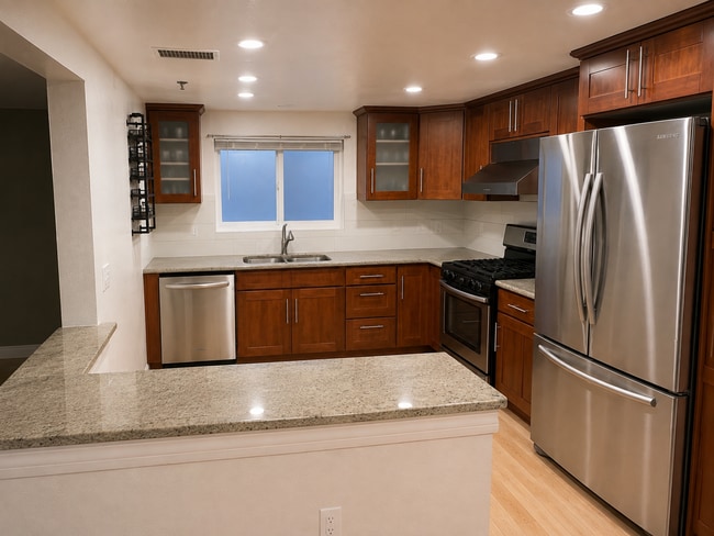 Kitchen - 625 E Del Mar Blvd