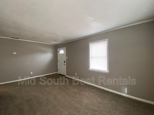 Foto del edificio - 393 King Ave