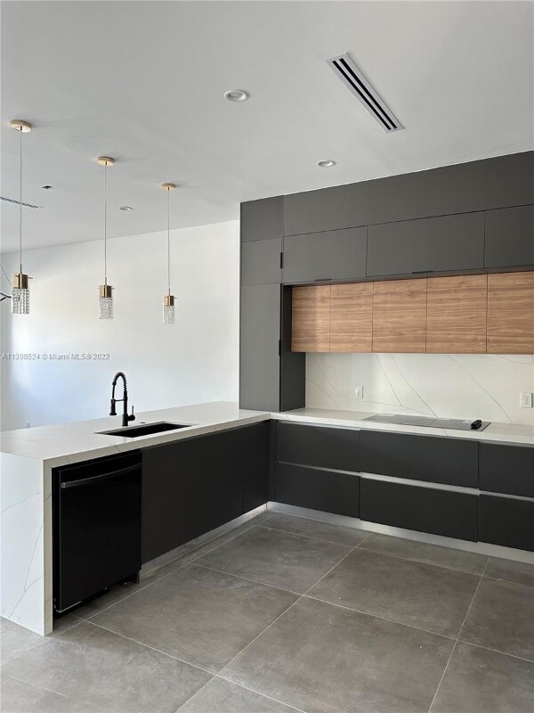 Foto del edificio - 4637 SW 32nd Ave