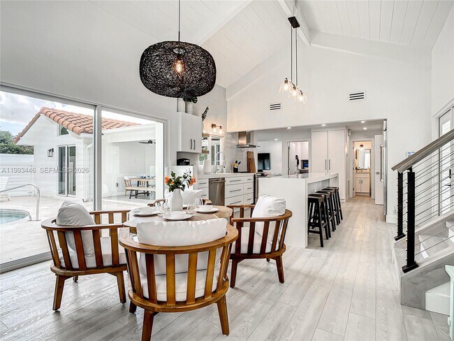 Foto del edificio - 104 Angelfish Ln
