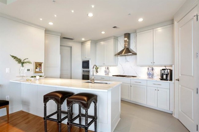 Foto del edificio - 3344 Peachtree Rd NE