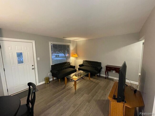 Foto del edificio - 6102 Harrison St