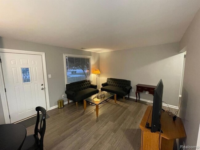 Photo - 6102 Harrison St House