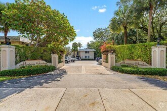 Building Photo - 8609 SW 68th Ct