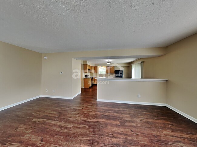 Foto del edificio - 6515 Knobstone Way