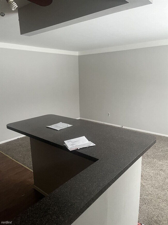 Foto del edificio - 1 br, 1 bath Townhome - 117 Mark Dr
