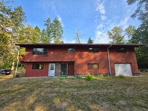 Building Photo - 281 Collins Rd