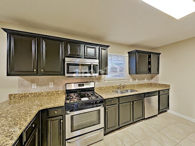 Building Photo - 104 MacBeth Dr