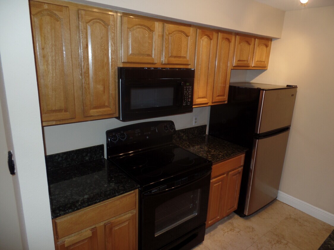 Foto principal - 2485 NW 33rd St