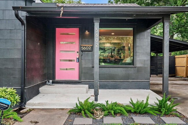 Foto del edificio - 5602 Joe Sayers Ave