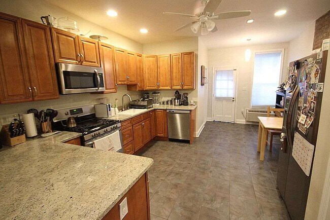 Foto del edificio - 222 Willow Ave