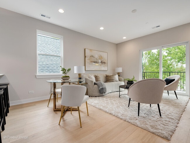 Foto del edificio - 1631 N Lawndale Ave