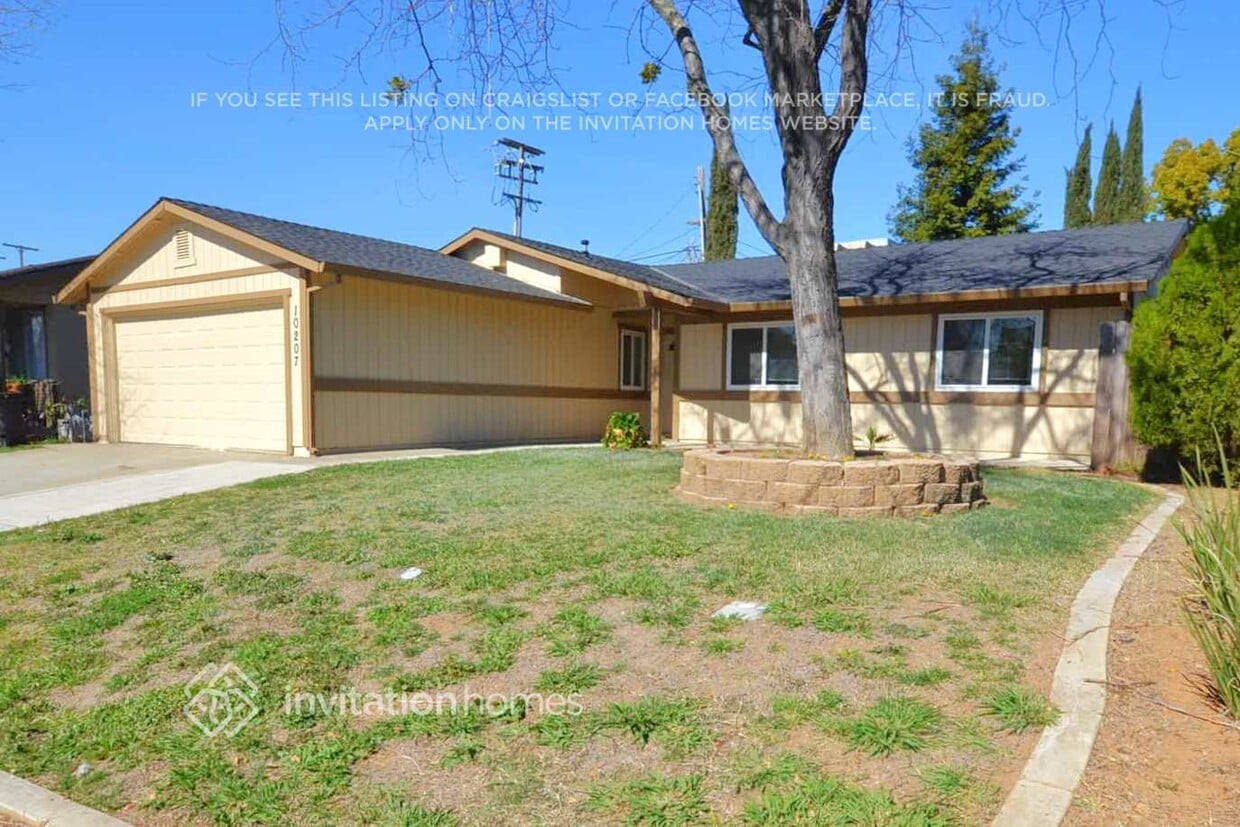 Building Photo - 10207 Ellenwood Ave