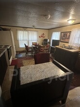 Building Photo - 117 Little Acorn Cove