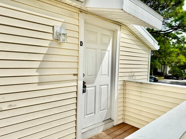Foto del edificio - 123 Loblolly Ct