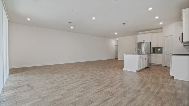 Foto del edificio - 1741 Sourwood Dr