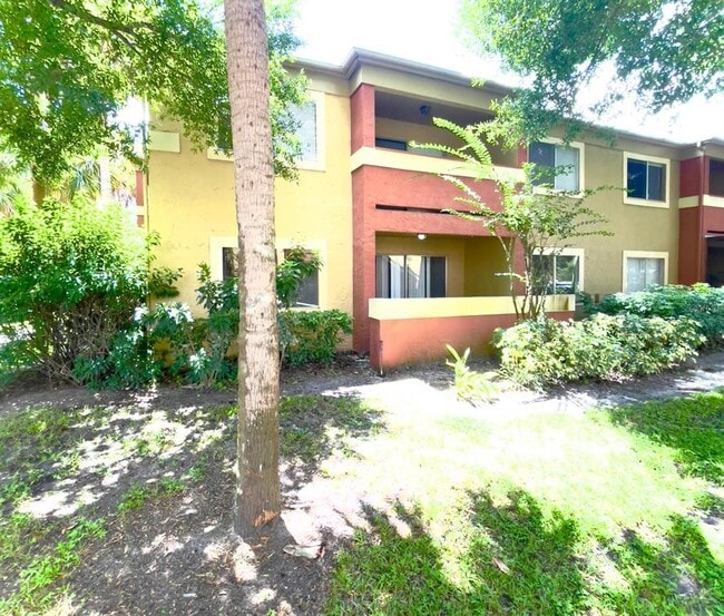 Building Photo - 604 Kenwick Cir