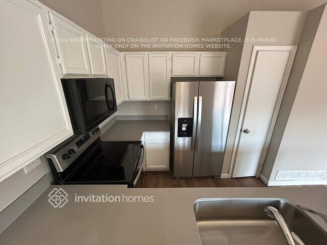 Foto del edificio - 19684 E Girard Dr