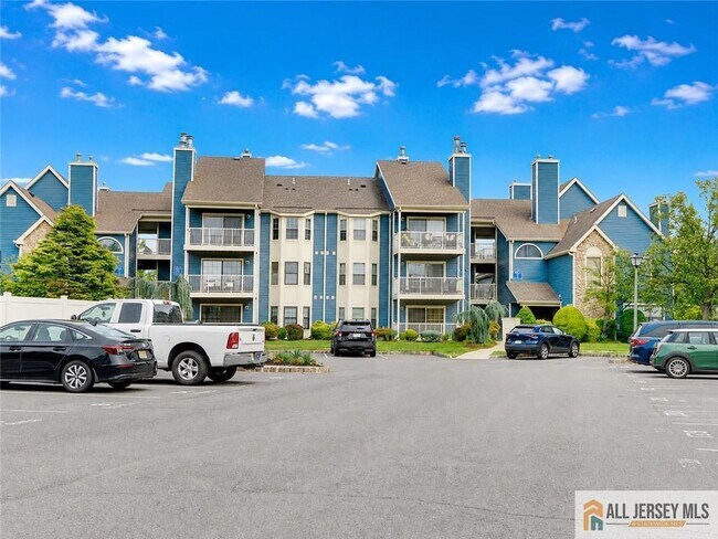 Foto del edificio - 130 Longfield Ct