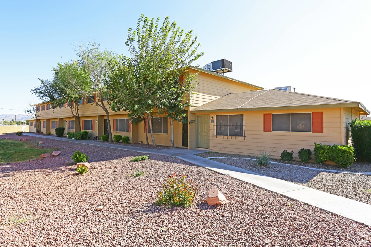 Primary Photo - Thunderbird