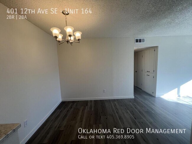 Foto del edificio - 401 12th Ave SE