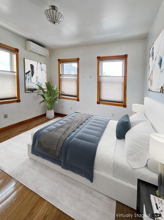 Building Photo - 3 bedroom in BROOKLYN NY 11232