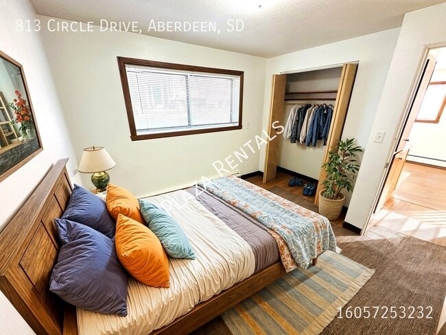 Foto del edificio - 315 S Marshall St