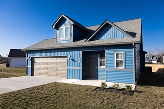 Building Photo - 240 Donegal Dr