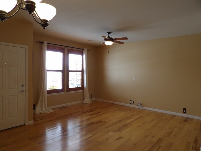 Foto del edificio - 1263 Walters Point