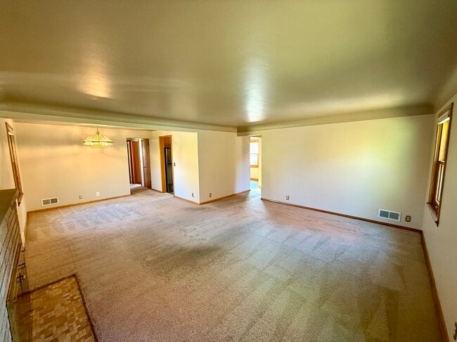 Foto del edificio - 5403 Pleasant Ave