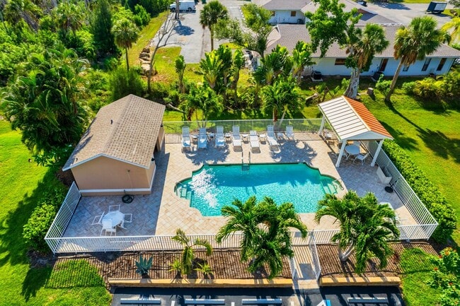 Photo - 16840 Sanibel Sunset Ct Townhome