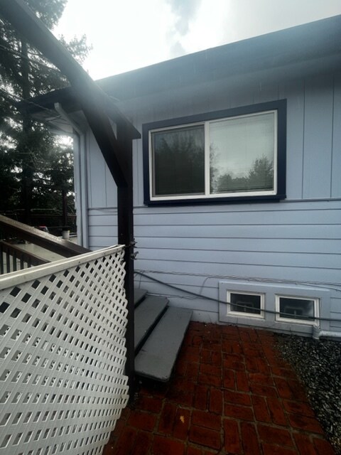 Building Photo - 233 El Solyo Heights Dr