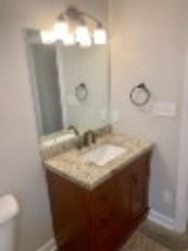 Building Photo - 3BD/ 3.5BA North End Home Two Blocks from ...