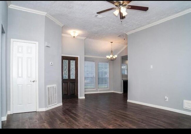 Building Photo - 20227 Apache Gardens Ln