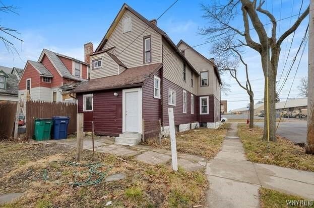 Primary Photo - 291 E North St