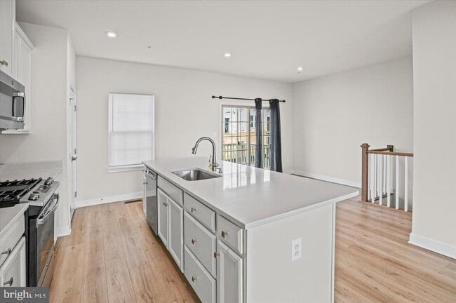 Building Photo - 4111 Shirley Rose Ct