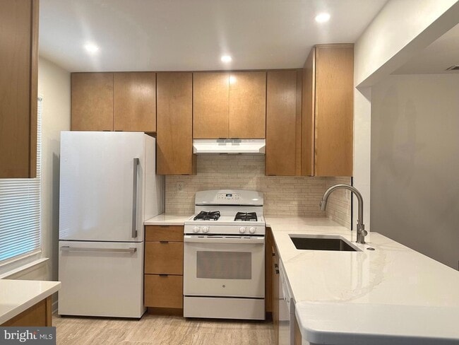 Photo - 743 Sedgewick Ct Apartment