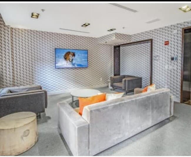 Photo - 98 Christopher Columbus Dr Apartment